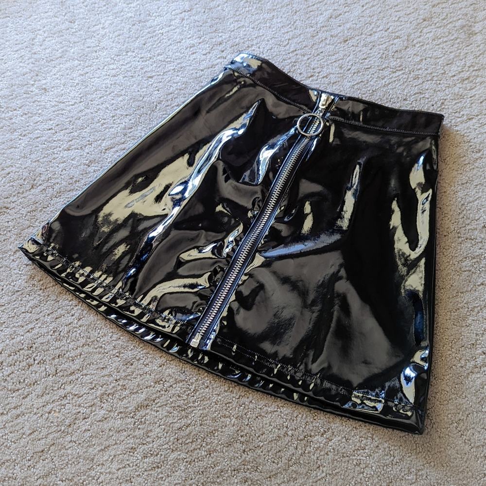 Current Mood Dolls Kill Inferno Angel Vinyl Skirt - Picture 1 of 7